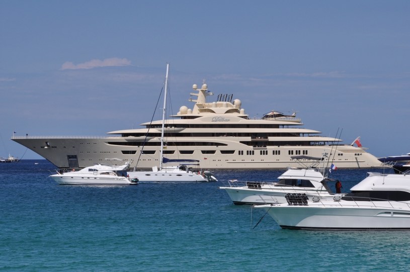 Jacht rosyjskiego miliardera Aliszera Usmanowa /123RF/PICSEL