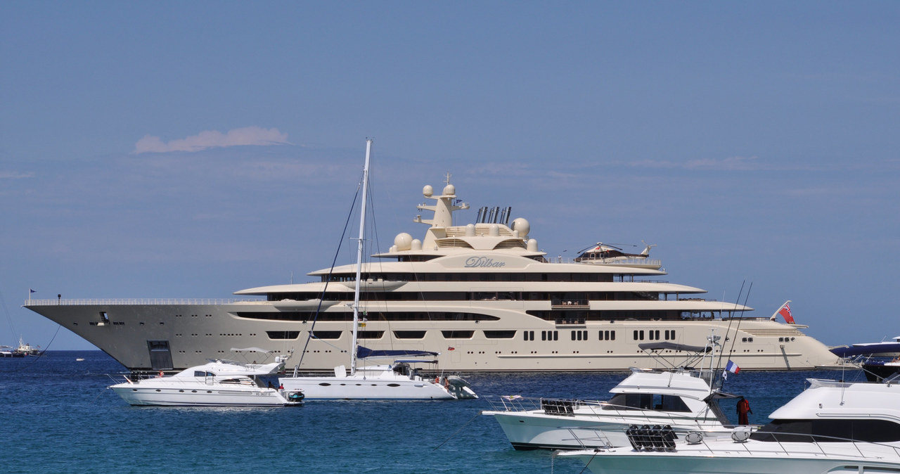 Jacht rosyjskiego miliardera Aliszera Usmanowa /123RF/PICSEL
