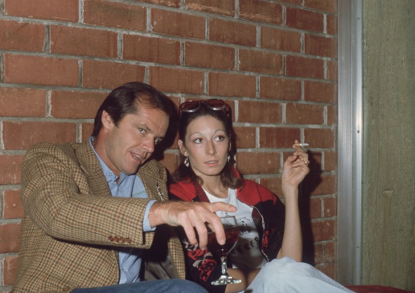Jack Nicholson i Anjelica Houston w 1974 roku /Frank Edwards/Fotos International/Courtesy /Getty Images