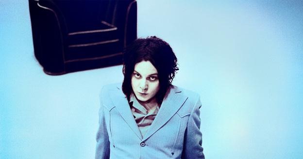 Jack White w końcu zdecydował się na występowanie pod własnym nazwiskiem /oficjalna strona wykonawcy