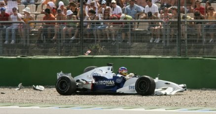 Jacques Villeneuve pożegnał się z BMW Sauber. Teraz chce wrócić. /AFP