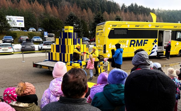 Jadą Święta RMF! Choinki i prezenty czekają na mieszkańców kolejnych miast