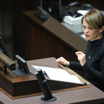 Jadwiga Emilewicz będzie wezwana na dywanik: Ma wytłumaczyć, dlaczego zagłosowała razem z PiS-em