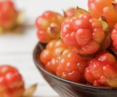 Jagody cloudberry i ich niezwykłe działanie
