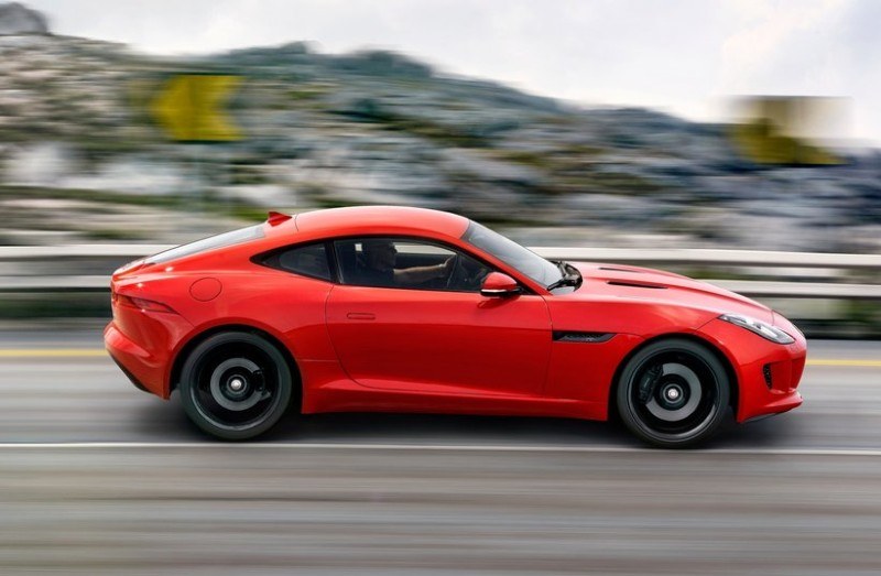 Jaguar F-Type Coupe, czyli kobiecy samochód marzeń /Informacja prasowa