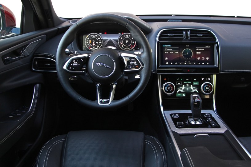 Jaguar XE P250 R-Dynamic /INTERIA.PL