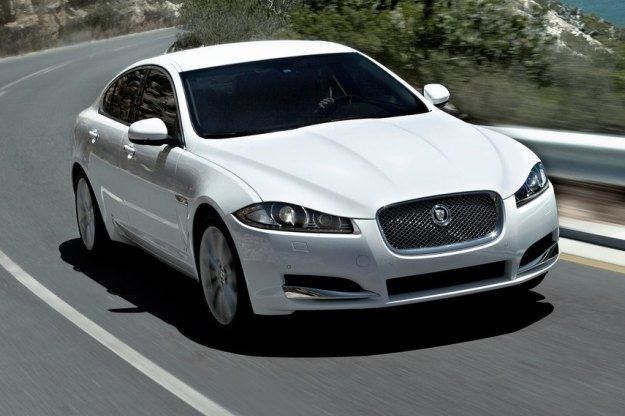 Jaguar zamierza produkować również model klasy kompaktowej /Informacja prasowa