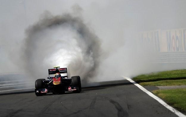 Jaime Alguersuari w swoim bolidzie na torze Hungaroring /AFP