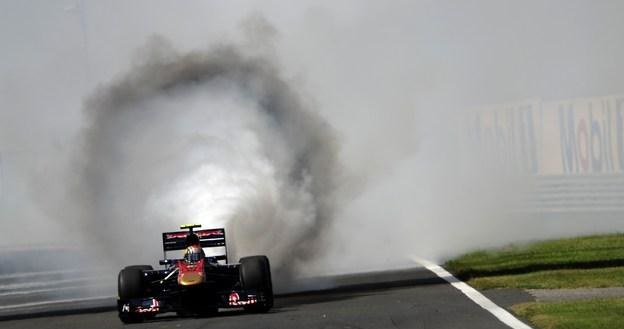 Jaime Alguersuari w swoim bolidzie na torze Hungaroring /AFP