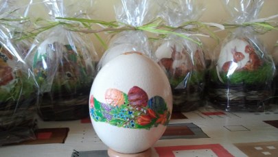 Jajo strusie zamiast 26 jajek kurzych