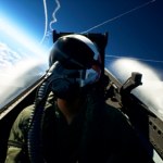 Jak będzie działać lobby w bazie lotniczej w grze Ace Combat 8?