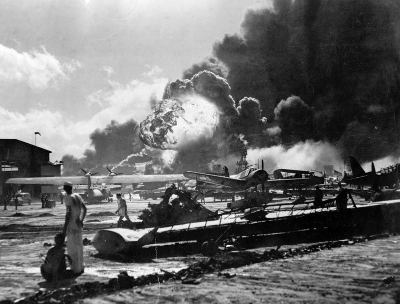 Jak było naprawdę z atakiem na Pearl Harbor? /Getty Images