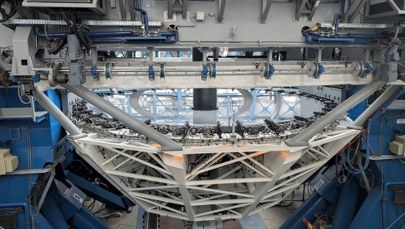 Jak czyści się zwierciadło teleskopu?