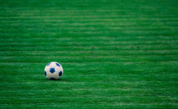 Jak dbać o szaliki klubowe?