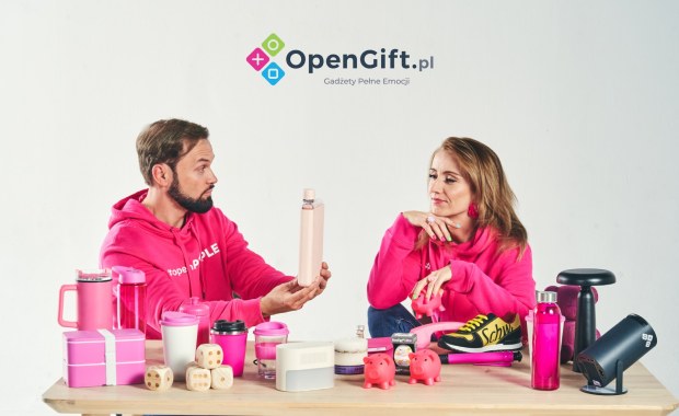 Jak dobrać gadżety reklamowe, które pracują na wizerunek marki przez lata?