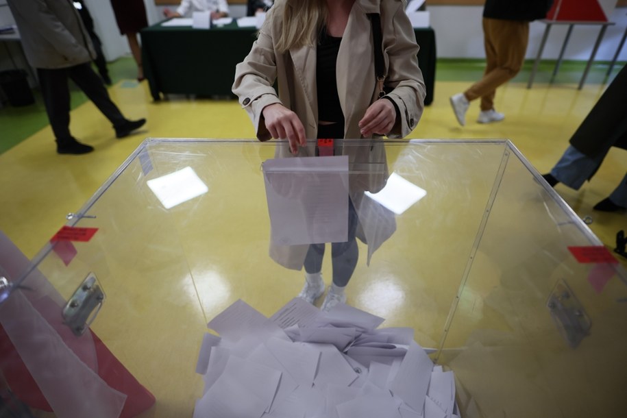 Jak hlasovali mladí voliči? Obrovská výhoda jednoho kandidáta