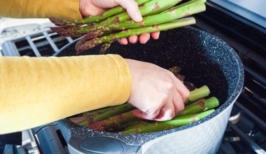 Jak gotować szparagi? Szybkie i sprawdzone przepisy