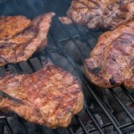 karkówka Jak grillować karkówkę, żeby nie była twarda? Sekrety idealnie kruchego i delikatnego mięsa