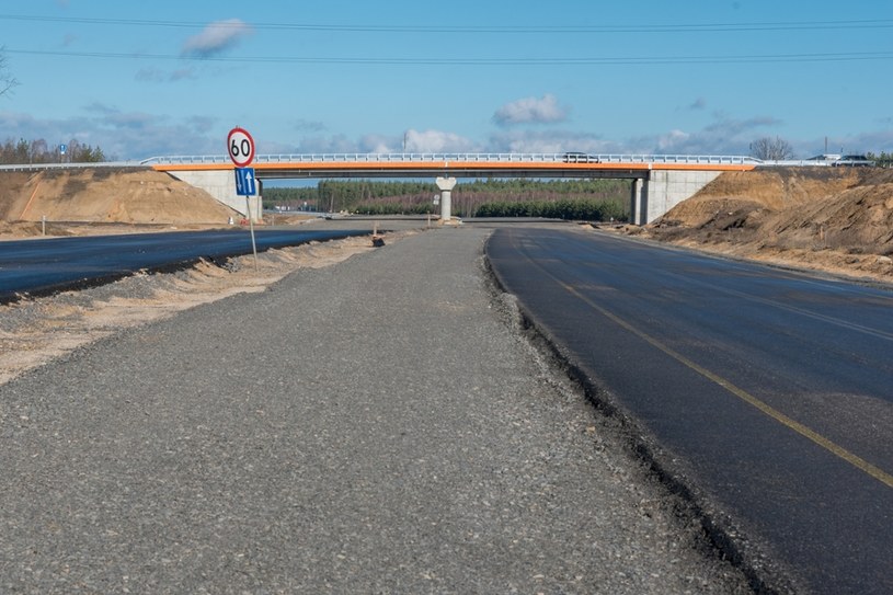 Jak idzie budowa autostrad? /Piotr Dziurman /Reporter