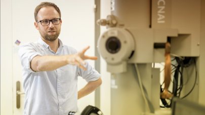 Jak komórki rozróżniają kodujący i niekodujący materiał genetyczny?