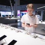 Jak kupić nowy telefon i nie żałować? iPhone kontra Android