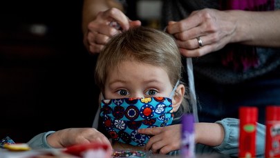 Jak leczyć koronawirusa w domu? Znamy zalecenia