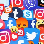​Jak media społecznościowe wysadziły w powietrze tradycyjne media i jakie są tego konsekwencje