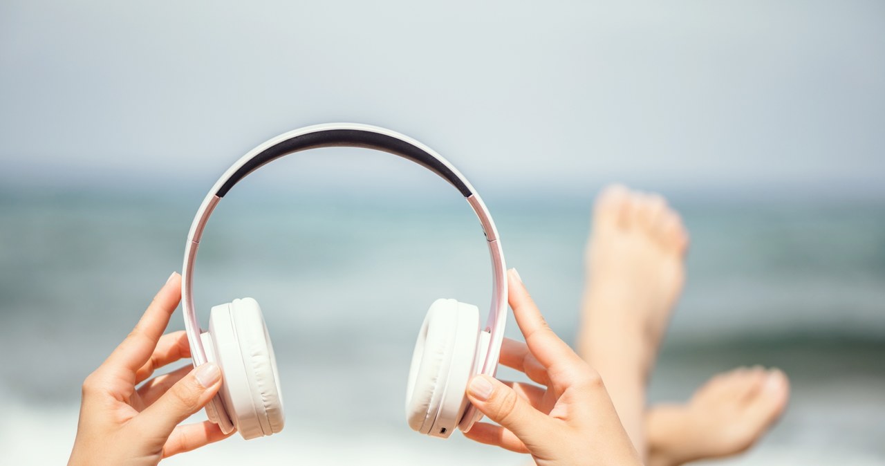 Jak należy dbać o swoje słuchawki? /123RF/PICSEL