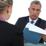 Jak napisać dobre CV? Nie warto w nim kłamać - to pułapka, z której trudno się wydostać