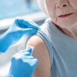 Jak nie dać się infekcjom jesienią? Prosty plan na silniejszą odporność