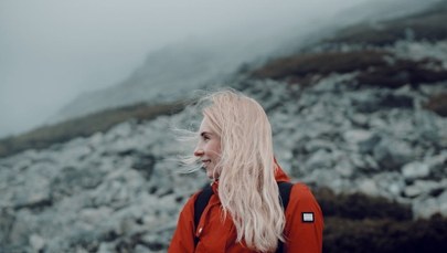 Jak ochłodzić blond w domu bez wizyty u fryzjera?