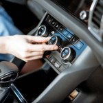 Jak odgrzybić klimatyzację w aucie? Wystarczy 15 minut i 20 zł 