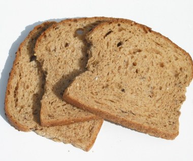 Jak odświeżyć czerstwy chleb?