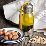 Jak olejek arganowy pomaga dbać o paznokcie?