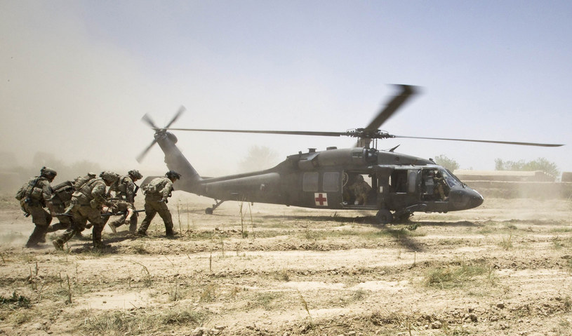 Jak podkreśla rzecznik afgańskiego ministerstwa obrony Mohammad Radmanish, wielozadaniowe śmigłowce UH-60 Black Hawk zostały z powodzeniem przetestowane w warunkach terenowych w Afganistanie. /INTERIA.PL/materiały prasowe