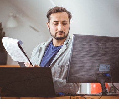 Jak podłączyć laptop do telewizora i monitor do laptopa?