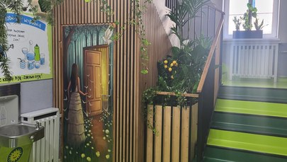 Jak pokolorować polską szkołę? Nauczyciel ze Śremu napisał książkę o zmianach w polskiej oświacie