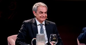 Jak przerzucono osiem ton złota? Były premier w centrum afery