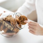 Jak przestać jeść tyle słodyczy i nie zwariować? Odkryj skuteczne metody