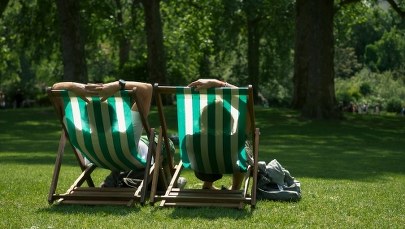 Jak przygotować skórę do opalania?