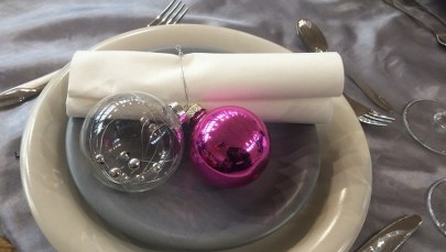 Jak przystroić wigilijny stół? Mamy na to proste sposoby!