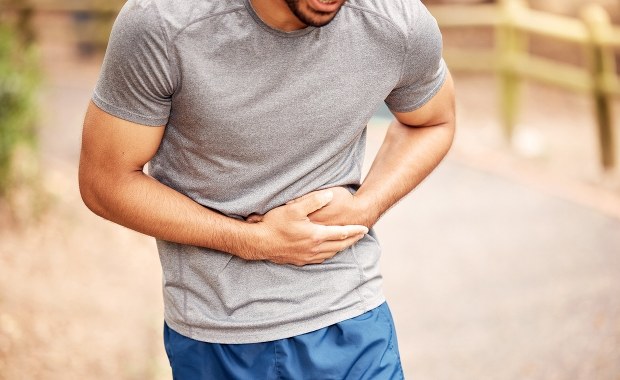 Jak radzić sobie z kolką podczas biegania?