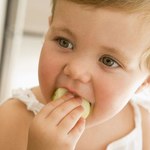 Jak rozszerzać dietę niemowlęcia?
