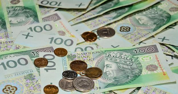 Jak rząd będzie zachęcał do oszczędzania /&copy;123RF/PICSEL