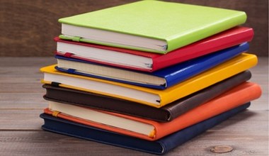 Jak segregować zeszyty? To wcale nie jest proste