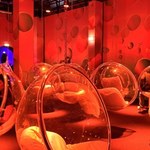 Jak się całkowicie odprężyć? "Antystresowa" wystawa w Paryżu