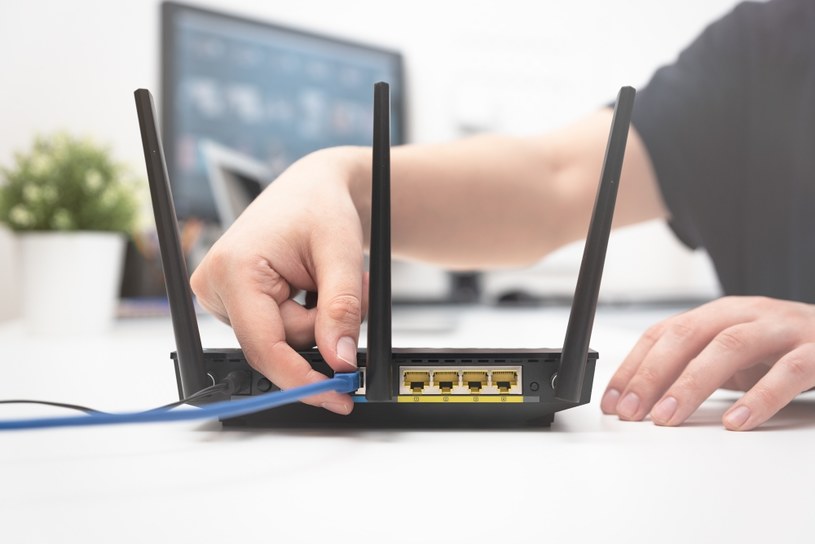 Jak skonfigurować router WiFi? Podłączenie sieci, aktualizacja, nadanie hasła /123RF/PICSEL