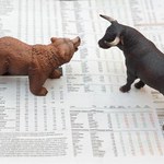 Jak spółki i analitycy manipulują rynkiem giełdowym