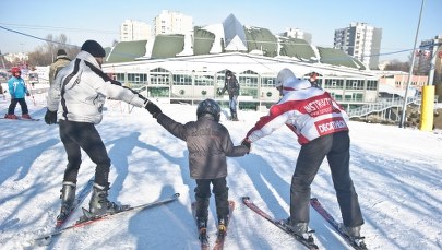 Jak sprawdzić wiarygodność organizatora wyjazdu na ferie?