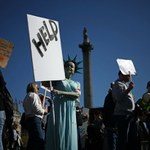 Jak stracić pół biliona dolarów w ciągu dwóch dni. Prezentuje Donald Trump